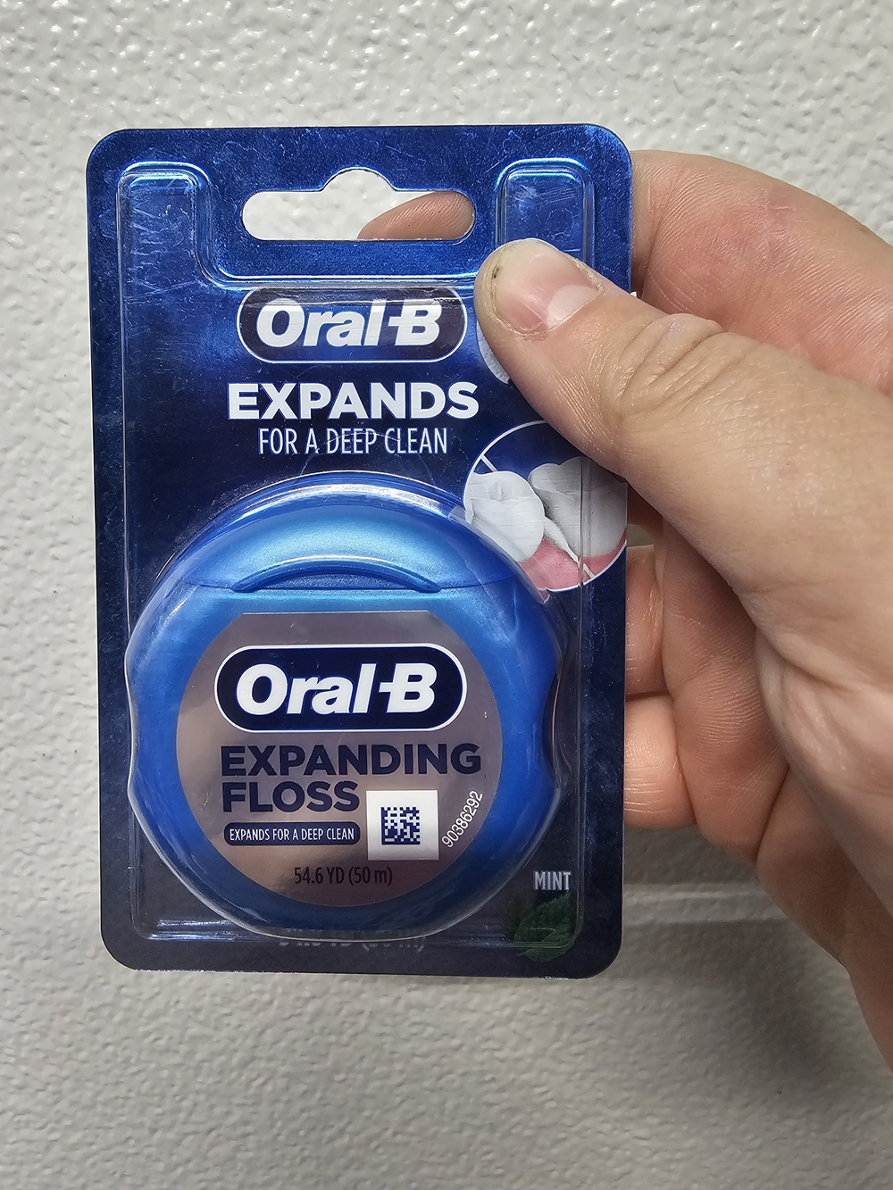Oral-B Expanding Floss - Blue New Selaed